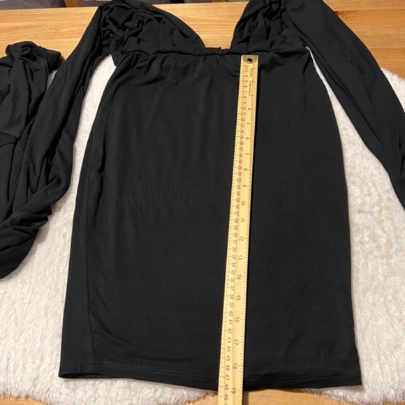 Lulus Black Wrap Mini Cocktail Dress V-Neck Made In Usa Size Medium - Picture 9 of 9